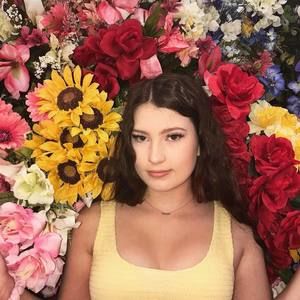 Meet your Posher, Sandra